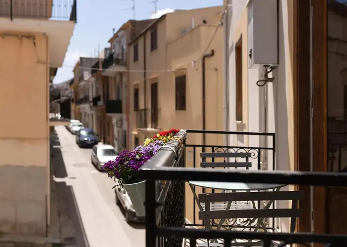 Lejlighedshotel Domus Castellammare del Golfo